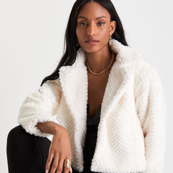 Lulu's Cozy Elegance Cream Faux Fur Textured Collared Jacket - Large - Picture 2 of 8